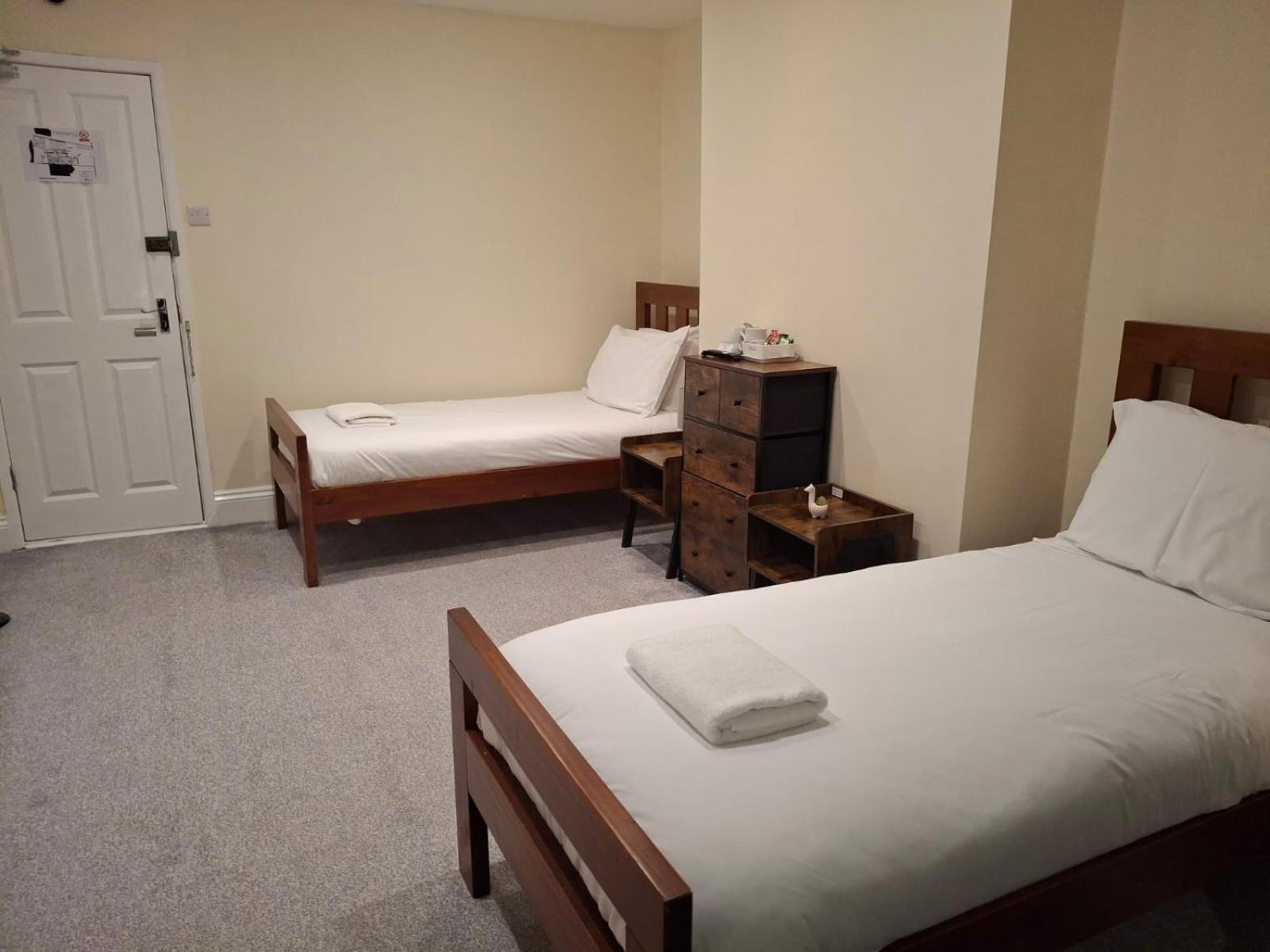 Inn By The Sea, Portsmouth - En Suite Rooms With Or Without Sea View, Onsite Ev 22Kw Exterior foto